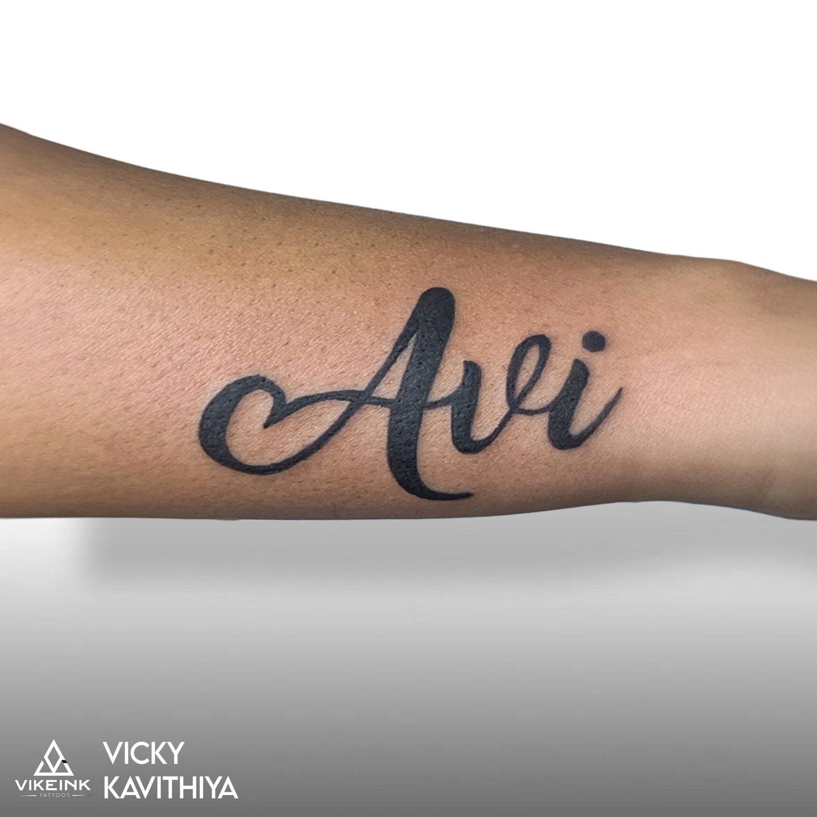 7691D8F2-EE3F-4513-BD3D-B3B212F13F14