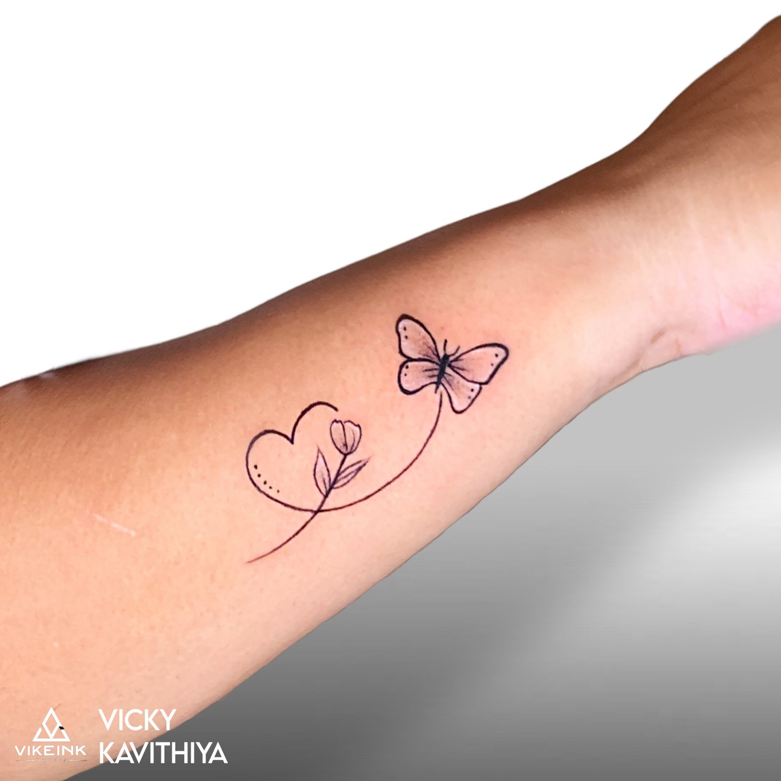 B3C18210-2EBC-41D8-BFFB-1372660DC9B1